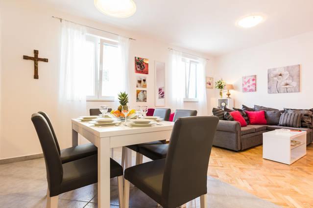 Apartment Masa Pirovac Eksteriør billede