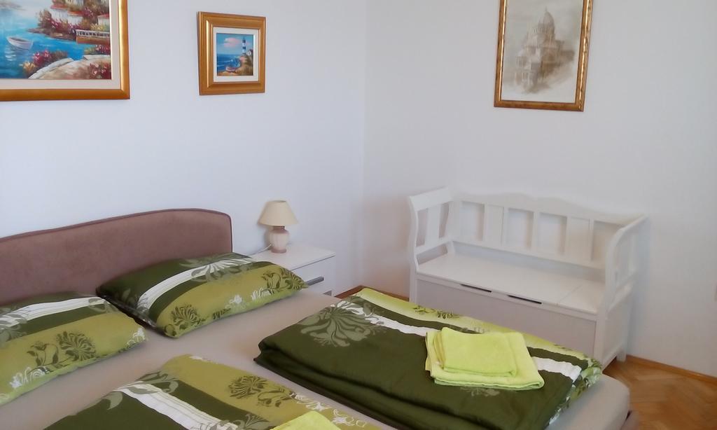 Apartment Masa Pirovac Eksteriør billede